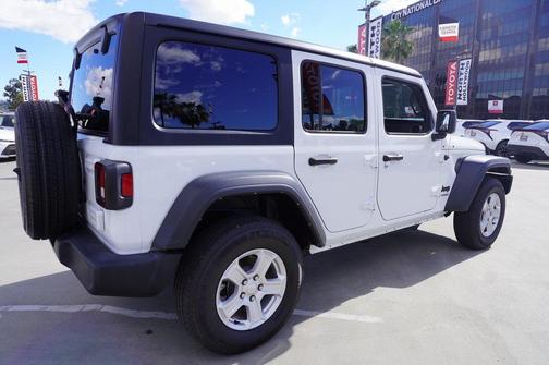 2022 Jeep Wrangler Unlimited Sport