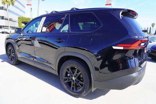 2026 Toyota Highlander Hybrid Base