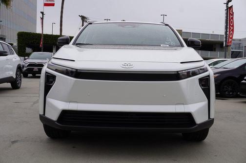 2026 Toyota bZ XLE Plus