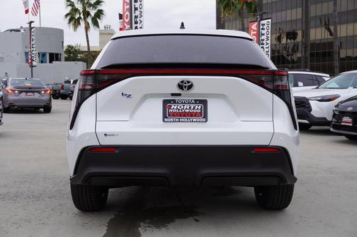 2026 Toyota bZ XLE Plus