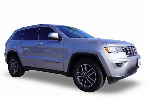 2020 Jeep Grand Cherokee Laredo