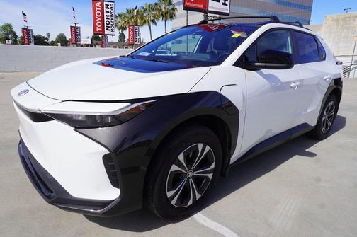 2025 Toyota bZ4X XLE