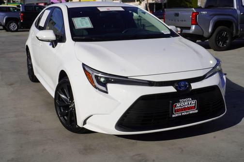 2025 Toyota Corolla Hybrid LE