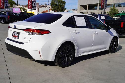 2025 Toyota Corolla Hybrid LE