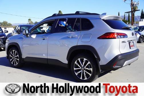 2022 Toyota Corolla Cross XLE