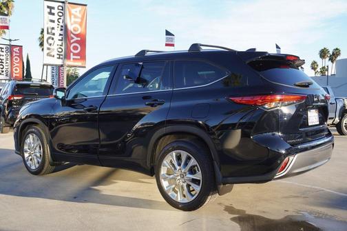 2022 Toyota Highlander Limited