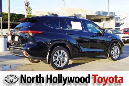 2022 Toyota Highlander Limited