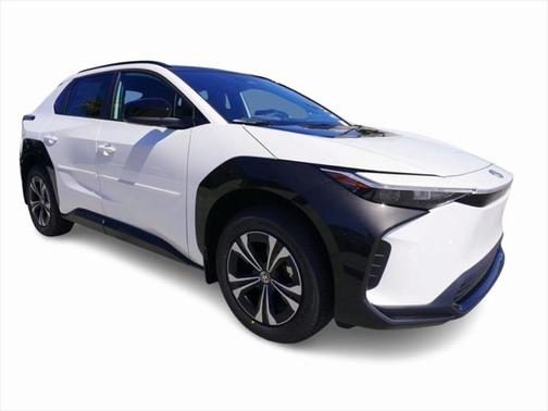 2025 Toyota bZ4X XLE