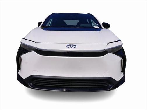 2025 Toyota bZ4X XLE