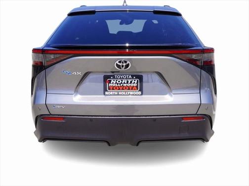 2025 Toyota bZ4X XLE