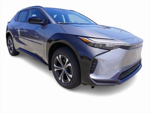 2025 Toyota bZ4X XLE