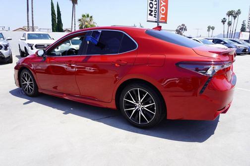 Supersonic Red 2022 Toyota Camry SE