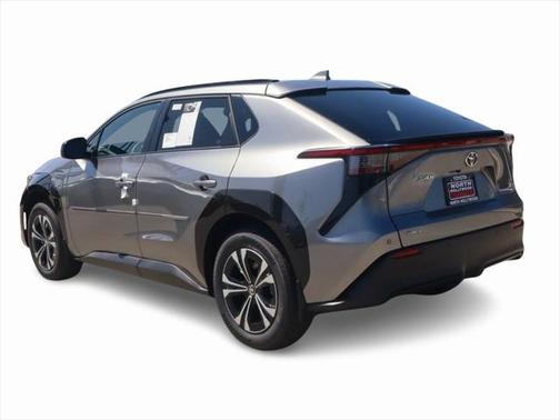 2025 Toyota bZ4X XLE