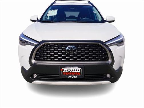 2024 Toyota Corolla Cross XLE