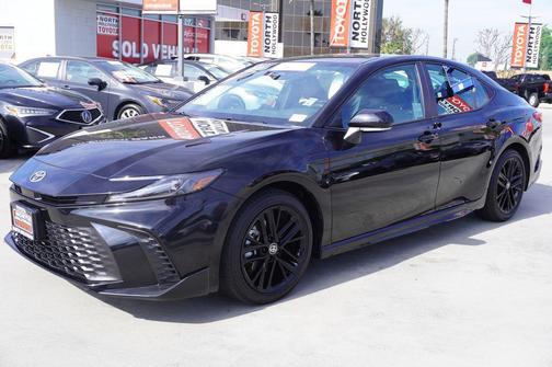 Midnight Black 2025 Toyota Camry SE