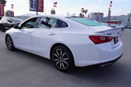 Summit White 2025 Chevrolet Malibu FWD RS