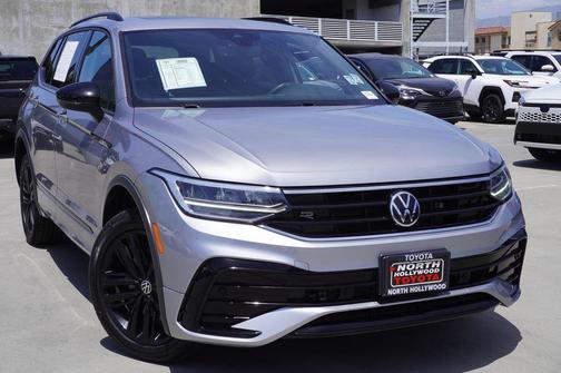 Pyrite Silver Metallic 2022 Volkswagen Tiguan 2.0T SE R-Line Black