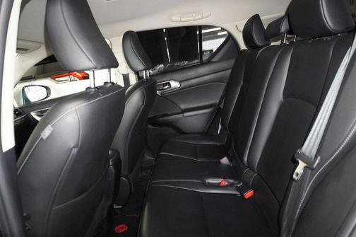 2016 Lexus CT 200h Base