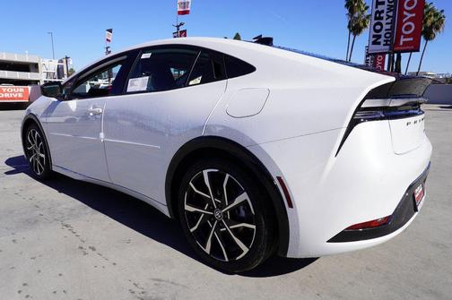 2026 Toyota Prius Plug-In Hybrid XSE