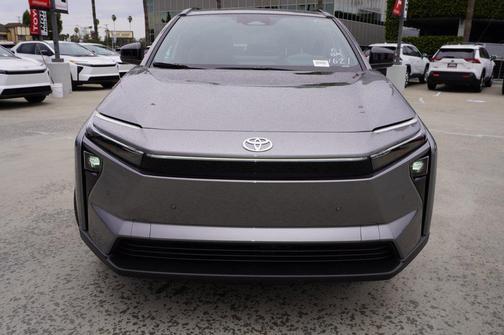 2026 Toyota bZ XLE Plus