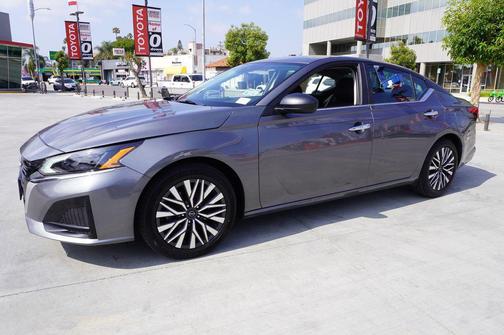 Gun Metallic 2024 Nissan Altima 2.5 SV