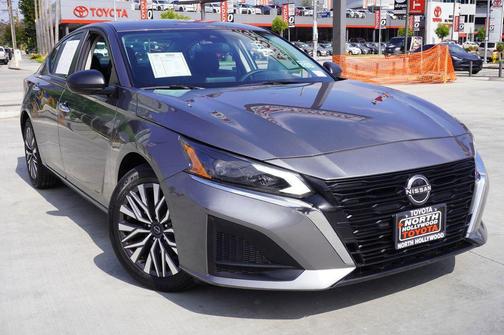Gun Metallic 2024 Nissan Altima 2.5 SV