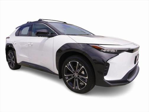 2025 Toyota bZ4X Limited