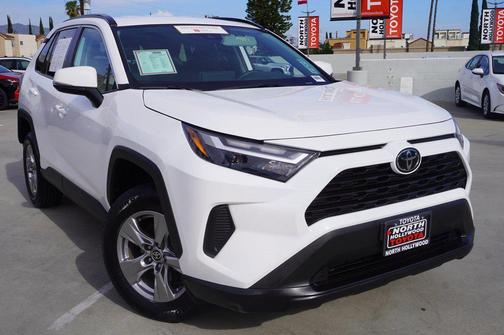 2024 Toyota RAV4 XLE