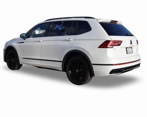2022 Volkswagen Tiguan 2.0T SE R-Line Black