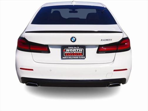 2021 BMW 530 i