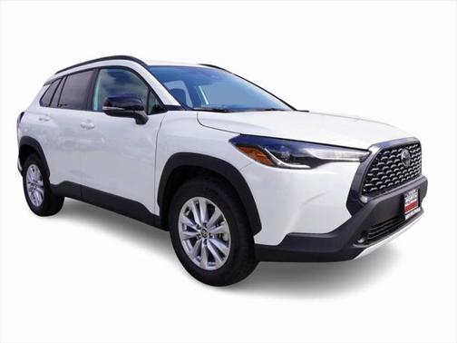 2025 Toyota Corolla Cross LE