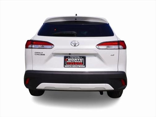 2025 Toyota Corolla Cross LE