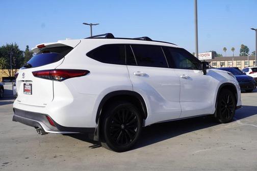 2023 Toyota Highlander XSE