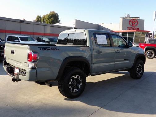 2022 Toyota Tacoma TRD Off-Road