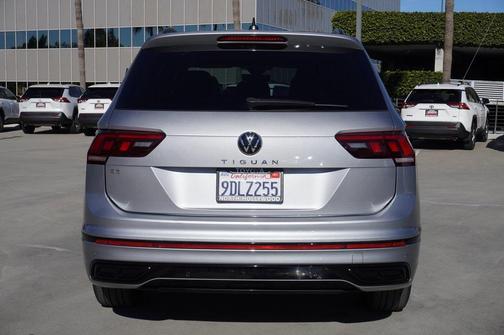 2022 Volkswagen Tiguan 2.0T SE R-Line Black