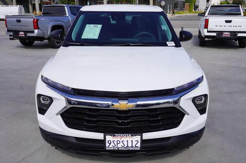 Summit White 2025 Chevrolet Trailblazer LS