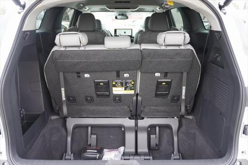 2025 Toyota Sienna XLE 7 Passenger