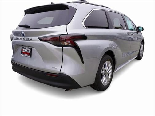 2025 Toyota Sienna XLE 7 Passenger
