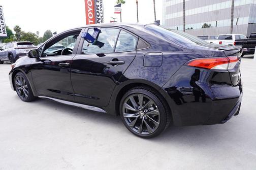 Midnight Black Metallic 2024 Toyota Corolla SE