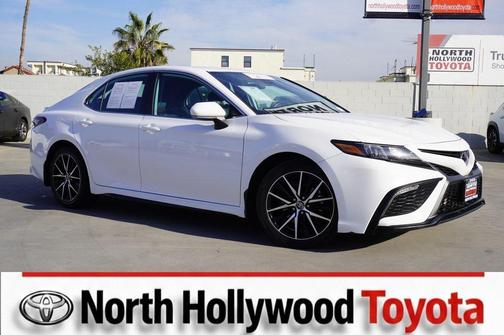 2023 Toyota Camry SE