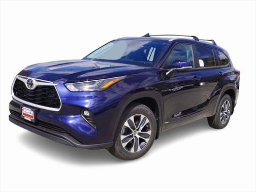 2025 Toyota Highlander Hybrid XLE