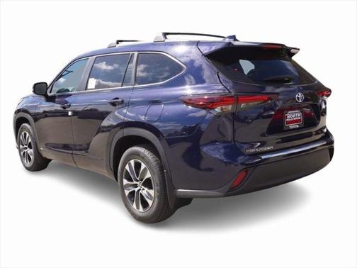 2025 Toyota Highlander Hybrid XLE