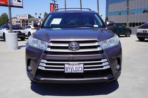 Predawn Gray Mica 2018 Toyota Highlander XLE