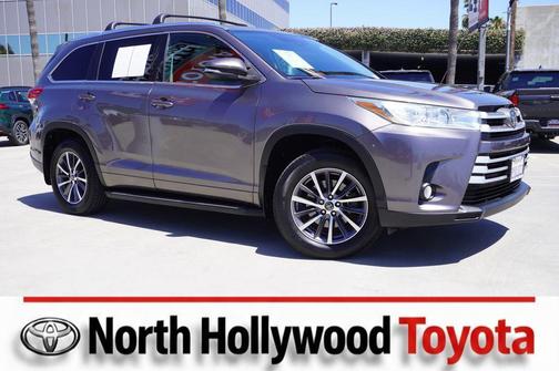 Predawn Gray Mica 2018 Toyota Highlander XLE