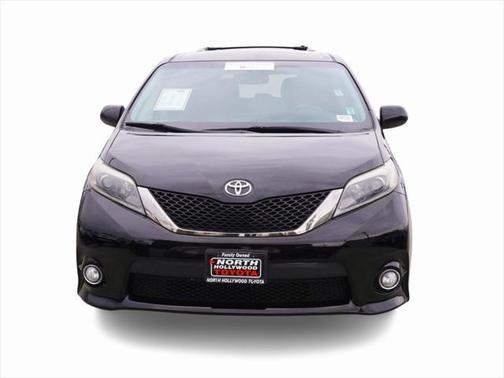 2017 Toyota Sienna SE