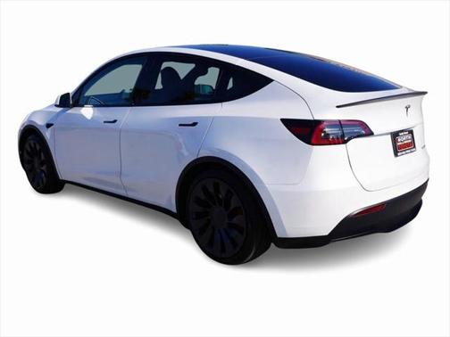 2025 Tesla Model Y Performance
