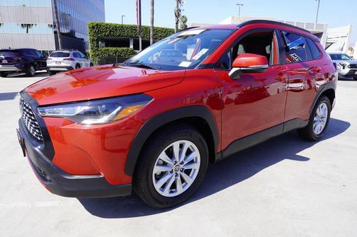 Barcelona Red Metallic 2022 Toyota Corolla Cross LE