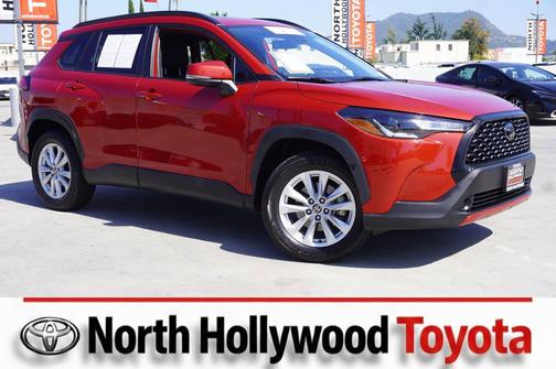 Barcelona Red Metallic 2022 Toyota Corolla Cross LE