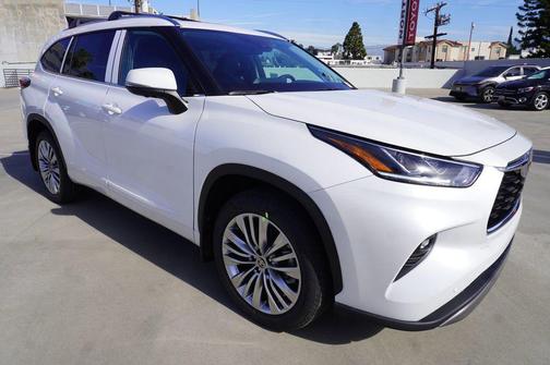 2026 Toyota Highlander Platinum