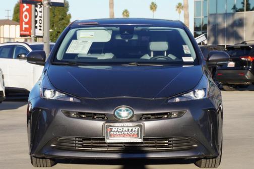 2022 Toyota Prius LE